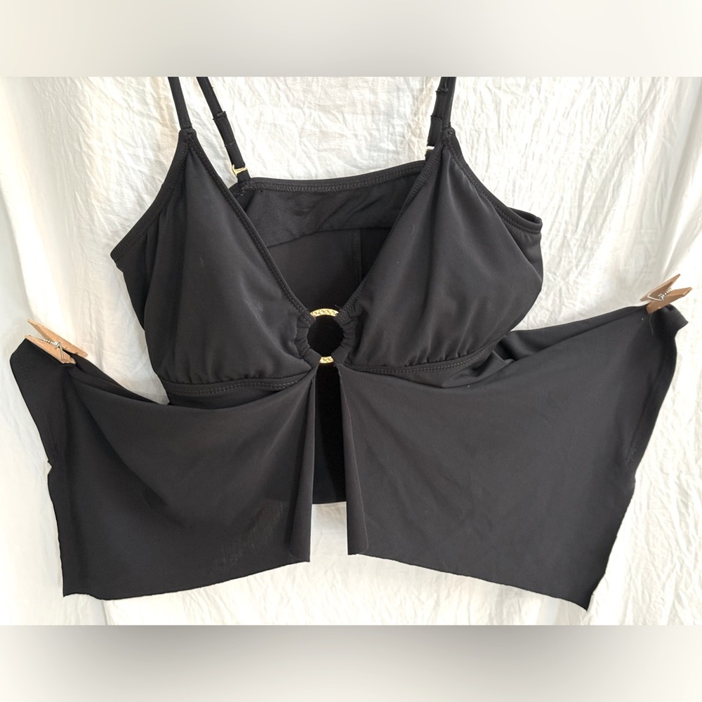 Robin Piccone 2-Piece Sexy Black swimsuit - Picture 4 of 11